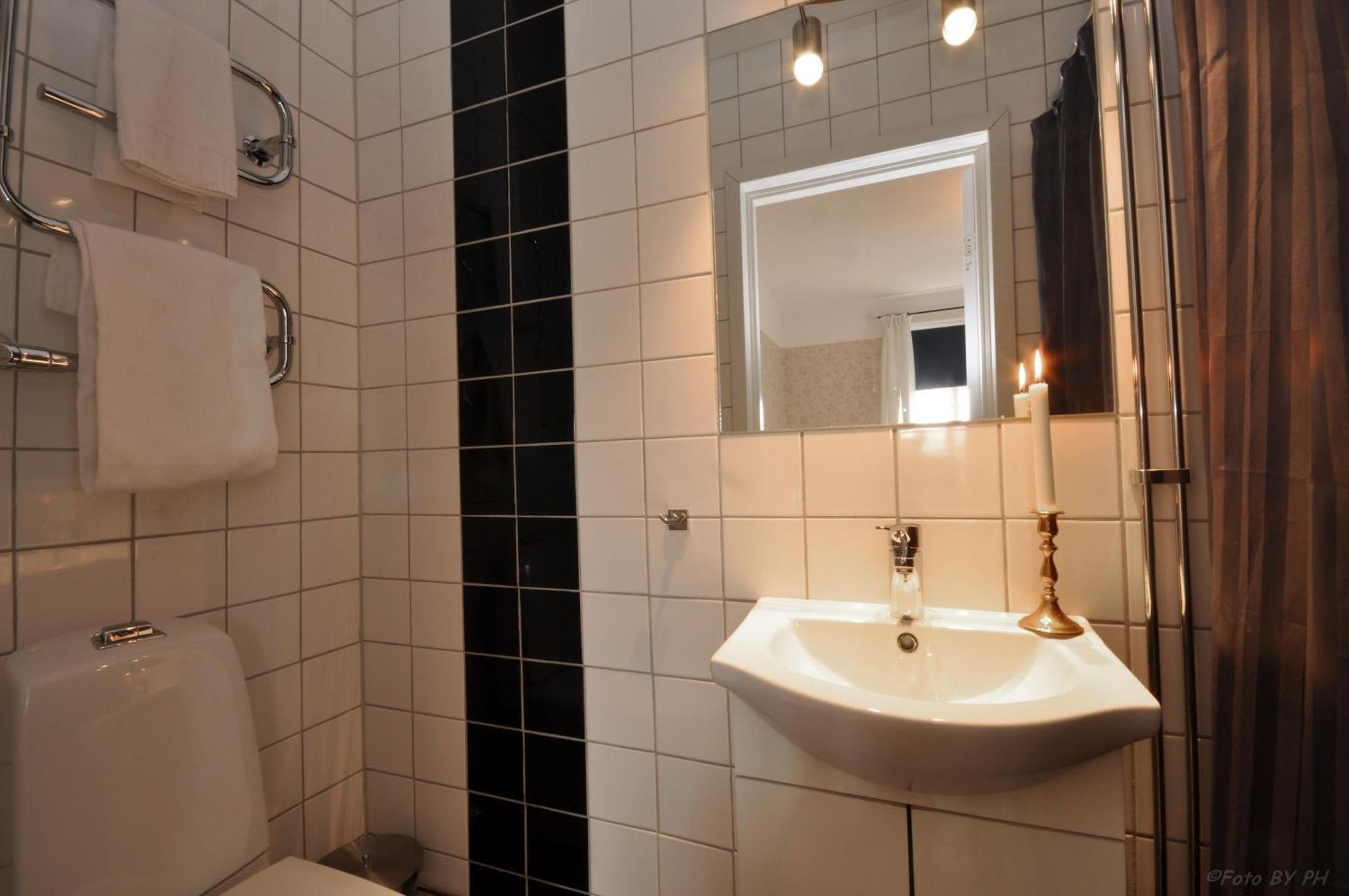 Pensionat Praestgarden Töreboda Стая снимка