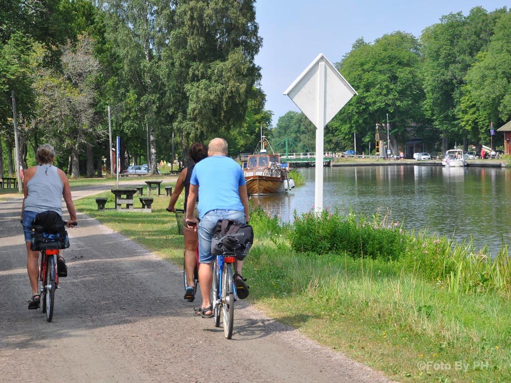 Pensionat Praestgarden Töreboda Екстериор снимка