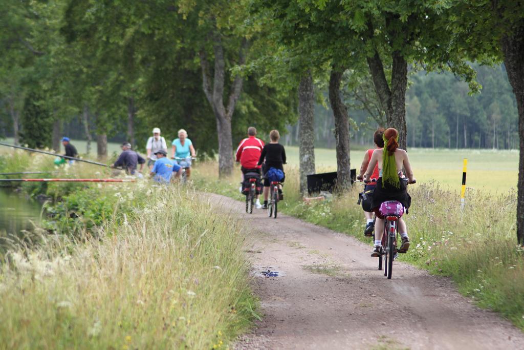 Pensionat Praestgarden Töreboda Екстериор снимка